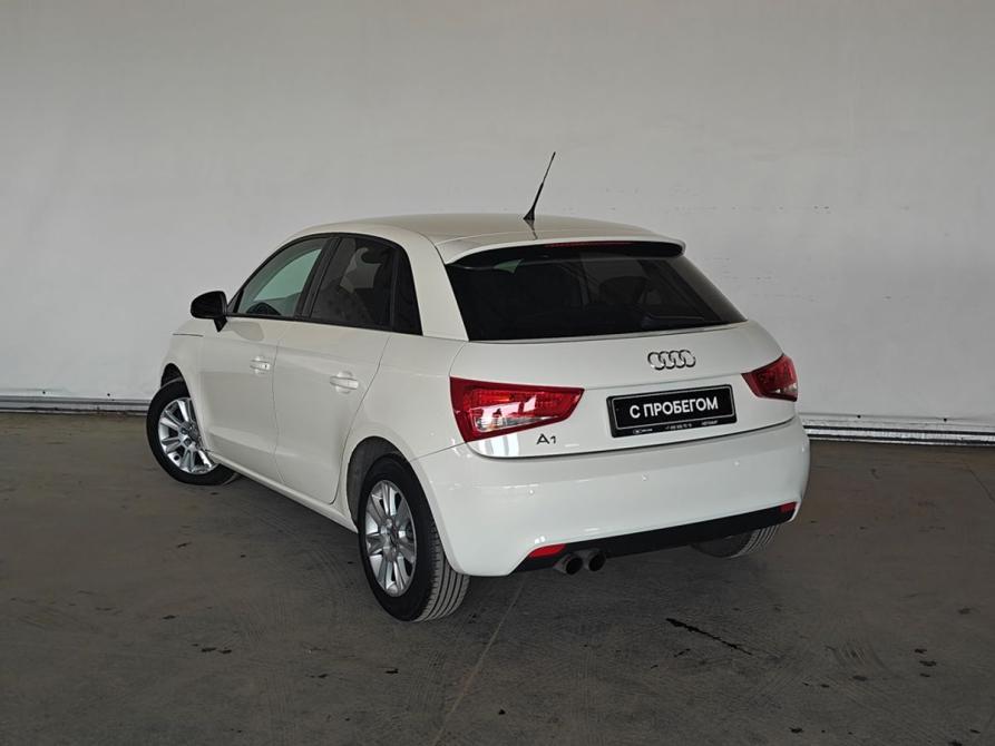 Audi A1 I (8X) Москва  - изображение 4