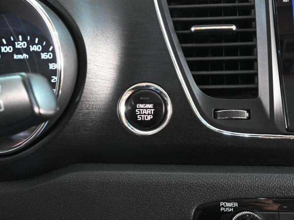 Kia Carnival III с пробегом 2018 года, цена 2 979 000 рублей, 93909 км, минивэн, Автокод Объявления