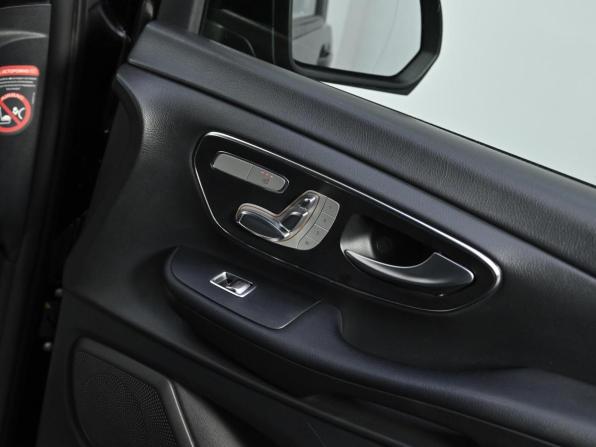 Mercedes-Benz V-Класс III (W447) с пробегом 2015 года, цена 2 999 000 рублей, 169000 км, минивэн, Автокод Объявления