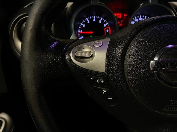Nissan Juke I с пробегом 2012 года, цена 930 000 рублей, 198678 км, внедорожник, Автокод Объявления