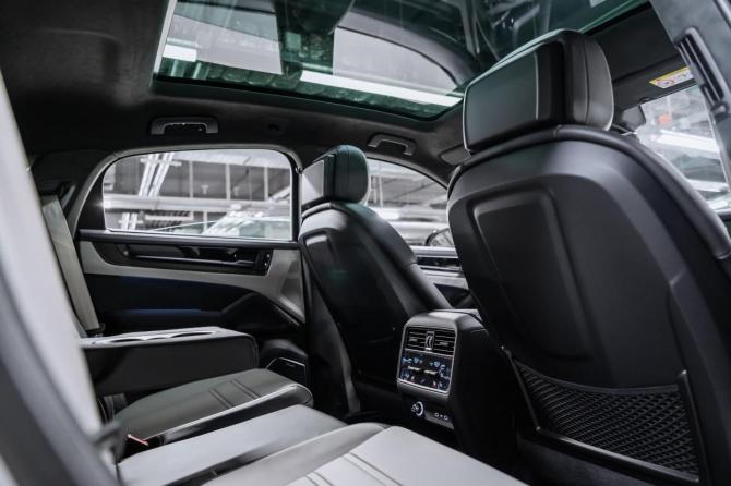 Новый Porsche Cayenne III Рестайлинг 2026 года, цена 24 490 000 рублей, внедорожник, Автокод Объявления