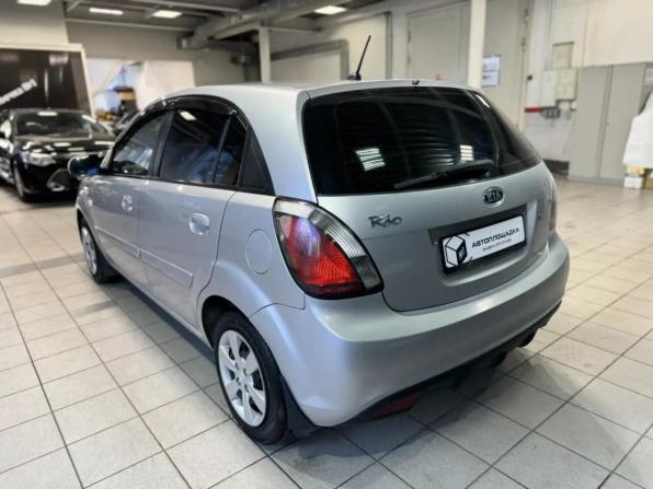Kia Rio II Рестайлинг с пробегом 2009 года, цена 539 000 рублей, 152754 км, хэтчбек, Автокод Объявления
