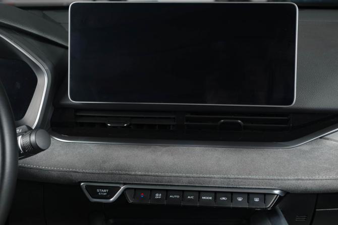 Geely Preface I (China Market) Рестайлинг с пробегом 2023 года, цена 2 759 000 рублей, 33758 км, седан, Автокод Объявления