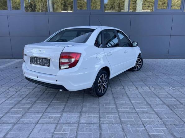 Lada (ВАЗ) Granta I Рестайлинг с пробегом 2024 года, цена 890 000 рублей, 20000 км, седан, Автокод Объявления