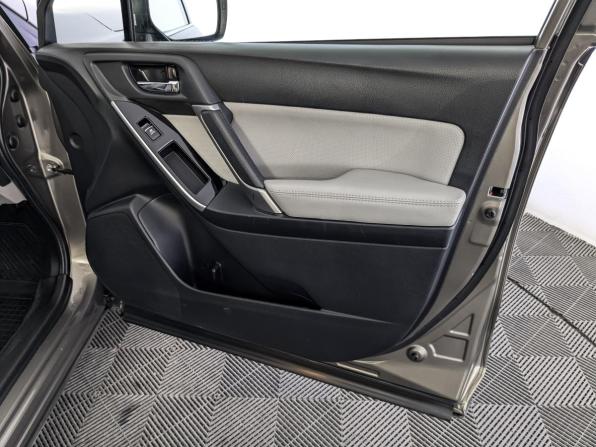 Subaru Forester IV Рестайлинг 2 с пробегом 2017 года, цена 2 050 000 рублей, 222474 км, внедорожник, Автокод Объявления