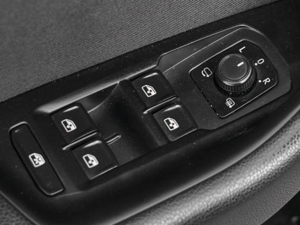 Volkswagen Passat B8 с пробегом 2015 года, цена 1 710 000 рублей, 143568 км, седан, Автокод Объявления