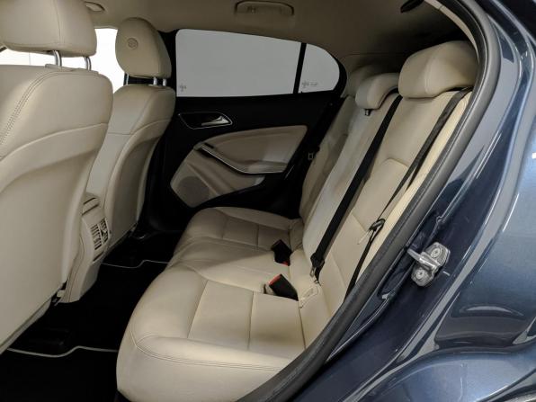 Mercedes-Benz GLA I (X156) Рестайлинг с пробегом 2019 года, цена 2 205 000 рублей, 92405 км, внедорожник, Автокод Объявления