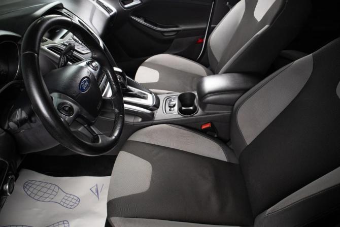 Ford Focus III с пробегом 2013 года, цена 799 000 рублей, 194000 км, хэтчбек, Автокод Объявления