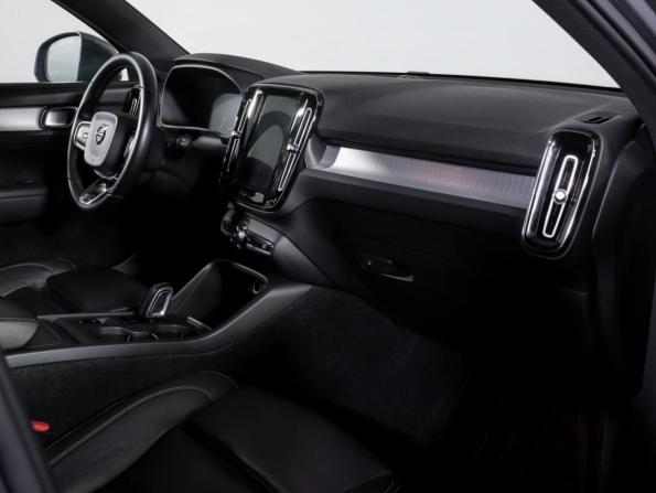 Volvo XC40 I с пробегом 2018 года, цена 3 400 000 рублей, 64700 км, внедорожник, Автокод Объявления