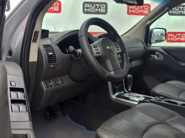 Nissan Pathfinder III Рестайлинг с пробегом 2011 года, цена 1 349 999 рублей, 260123 км, внедорожник, Автокод Объявления