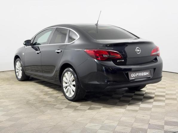 Opel Astra J Рестайлинг с пробегом 2013 года, цена 723 200 рублей, 214004 км, седан, Автокод Объявления