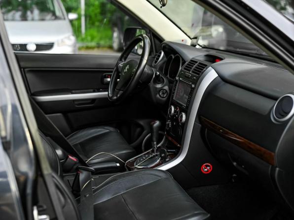 Suzuki Grand Vitara II с пробегом 2006 года, цена 650 001 рубль, 250950 км, внедорожник, Автокод Объявления