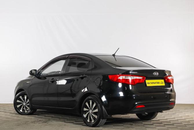 Kia Rio III с пробегом 2013 года, цена 899 000 рублей, 221000 км, седан, Автокод Объявления