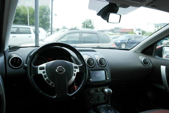 Nissan Qashqai I с пробегом 2009 года, цена 650 000 рублей, 212000 км, внедорожник, Автокод Объявления