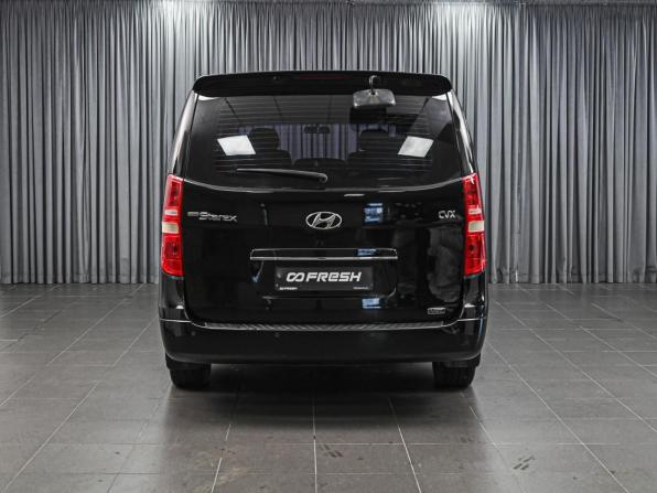Hyundai Grand Starex I с пробегом 2012 года, цена 1 950 000 рублей, 229715 км, минивэн, Автокод Объявления