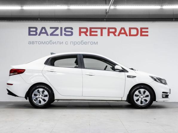 Kia Rio III Рестайлинг с пробегом 2017 года, цена 820 000 рублей, 209935 км, седан, Автокод Объявления