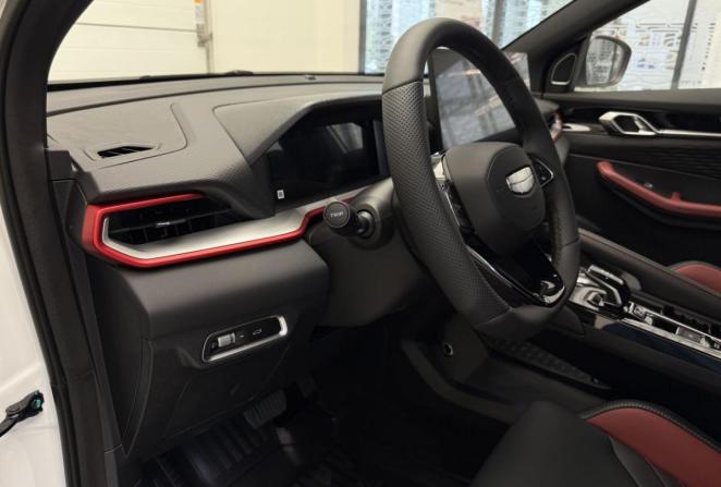 Новый Geely Coolray I Рестайлинг 2 2026 года, цена 2 914 990 рублей, внедорожник, Автокод Объявления