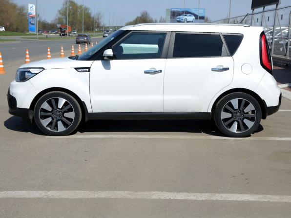 Kia Soul II Рестайлинг с пробегом 2019 года, цена 1 677 000 рублей, 117217 км, хэтчбек, Автокод Объявления