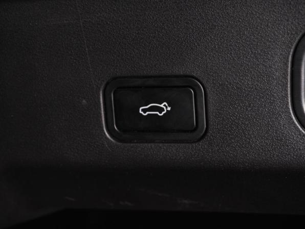Geely Atlas II с пробегом 2023 года, цена 2 399 000 рублей, 73144 км, внедорожник, Автокод Объявления