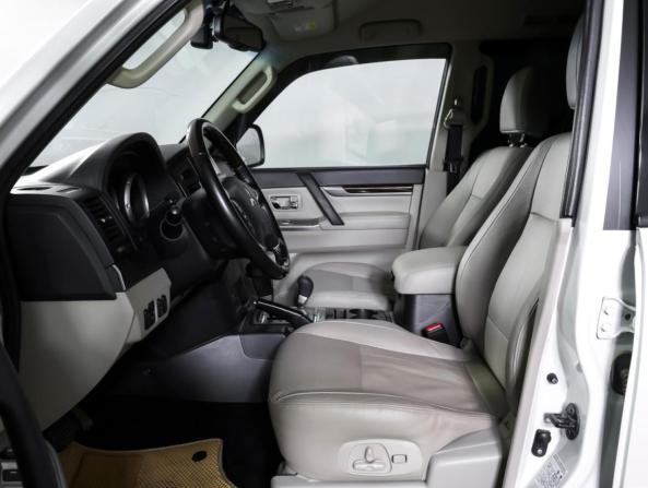 Mitsubishi Pajero IV Рестайлинг 2 с пробегом 2020 года, цена 3 564 000 рублей, 34500 км, внедорожник, Автокод Объявления