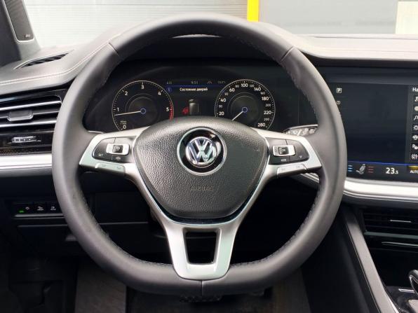 Volkswagen Touareg III с пробегом 2019 года, цена 5 066 000 рублей, 120300 км, внедорожник, Автокод Объявления