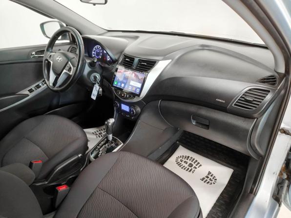 Hyundai Solaris I с пробегом 2012 года, цена 650 000 рублей, 279775 км, седан, Автокод Объявления