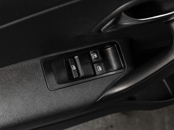 Volkswagen Polo V с пробегом 2013 года, цена 850 000 рублей, 159065 км, седан, Автокод Объявления