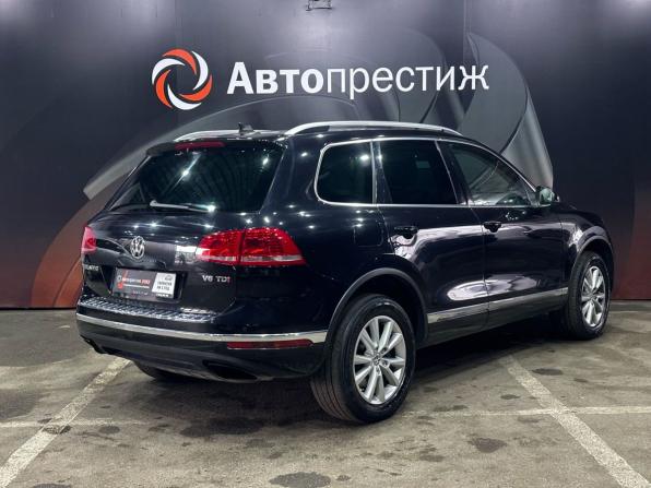 Volkswagen Touareg II Рестайлинг с пробегом 2015 года, цена 1 985 000 рублей, 319173 км, внедорожник, Автокод Объявления