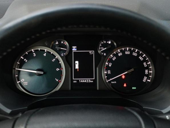 Toyota Land Cruiser Prado 150 Series Рестайлинг 2 с пробегом 2018 года, цена 4 800 000 рублей, 145000 км, внедорожник, Автокод Объявления