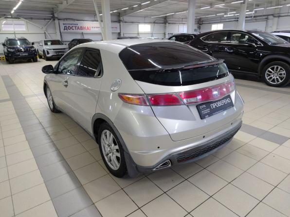 Honda Civic VIII с пробегом 2007 года, цена 495 000 рублей, 168245 км, хэтчбек, Автокод Объявления