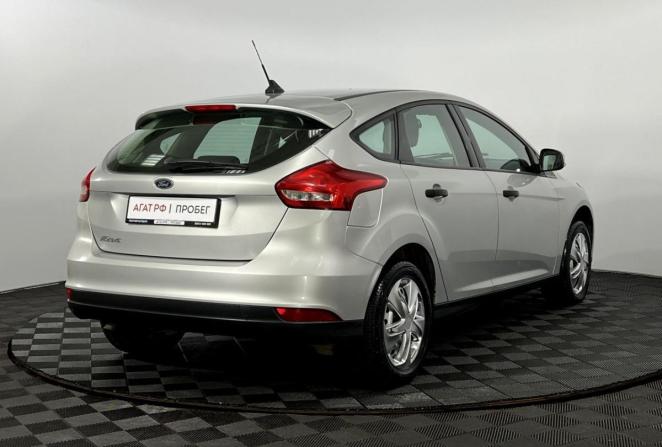 Ford Focus III Рестайлинг с пробегом 2017 года, цена 845 000 рублей, 92883 км, хэтчбек, Автокод Объявления