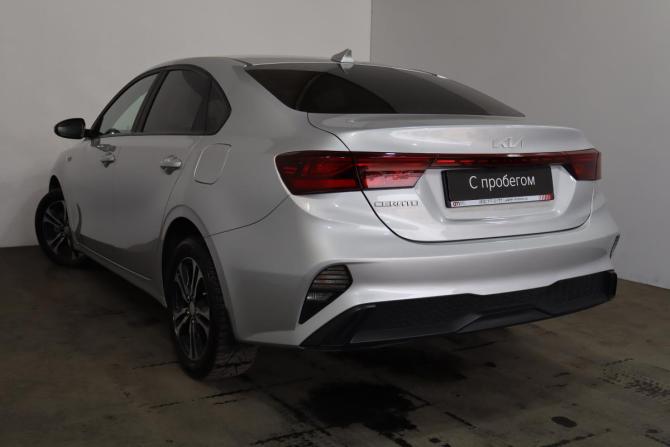 Kia Cerato IV Рестайлинг с пробегом 2021 года, цена 1 799 000 рублей, 86000 км, седан, Автокод Объявления