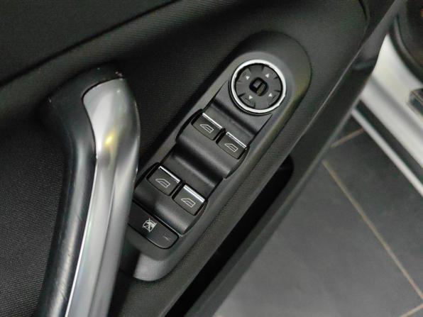 Ford Mondeo IV Рестайлинг с пробегом 2011 года, цена 1 111 000 рублей, 81177 км, седан, Автокод Объявления