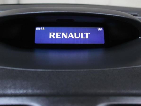 Renault Fluence I Рестайлинг с пробегом 2015 года, цена 624 000 рублей, 273446 км, седан, Автокод Объявления
