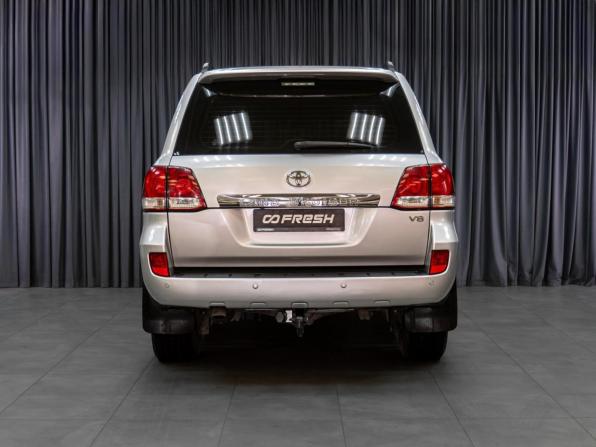 Toyota Land Cruiser 200 Series с пробегом 2008 года, цена 3 289 000 рублей, 193879 км, внедорожник, Автокод Объявления