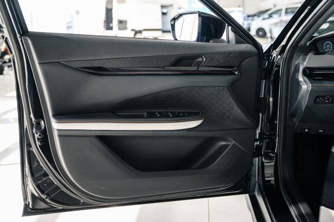 Changan UNI-V I с пробегом 2024 года, цена 2 319 000 рублей, 14000 км, лифтбек, Автокод Объявления