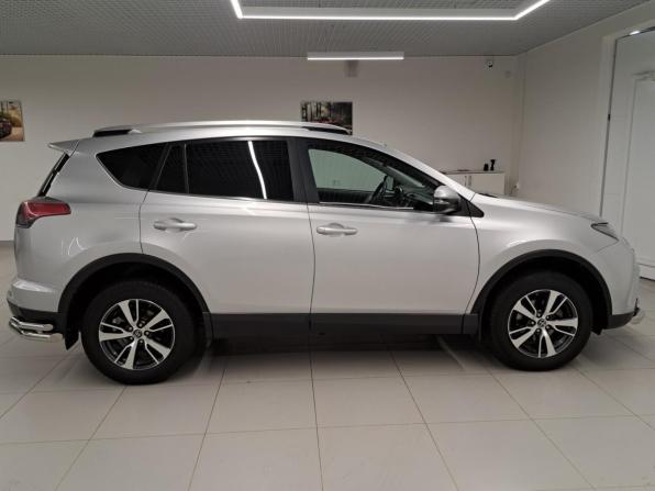 Toyota RAV4 IV (XA40) Рестайлинг с пробегом 2016 года, цена 2 107 000 рублей, 196690 км, внедорожник, Автокод Объявления