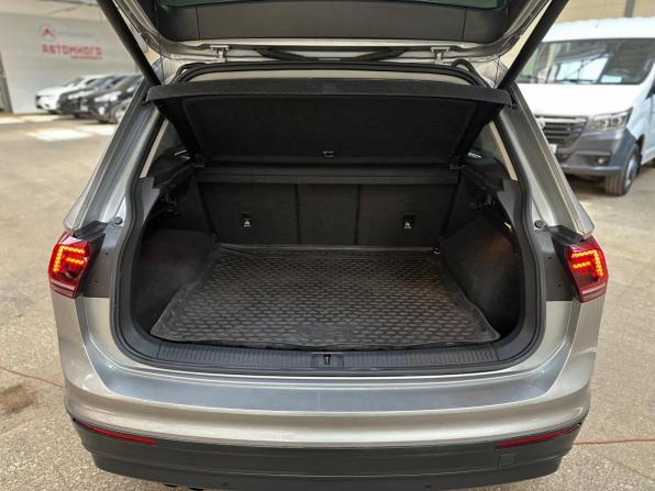 Volkswagen Tiguan II с пробегом 2018 года, цена 2 690 000 рублей, 129949 км, внедорожник, Автокод Объявления