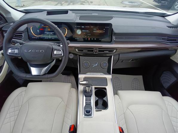 Exeed VX I с пробегом 2022 года, цена 2 649 995 рублей, 47880 км, внедорожник, Автокод Объявления