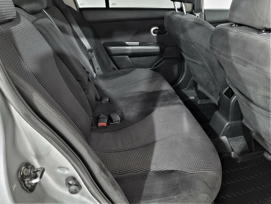 Nissan Tiida I Москва  - изображение 12