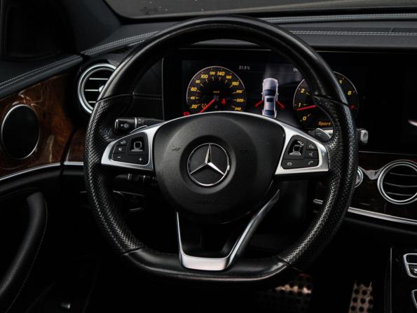 Mercedes-Benz E-Класс V (W213 S213 C238) с пробегом 2017 года, цена 3 570 000 рублей, 77294 км, седан, Автокод Объявления