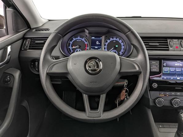 Skoda Octavia III (A7) Рестайлинг с пробегом 2019 года, цена 1 755 000 рублей, 85928 км, лифтбек, Автокод Объявления