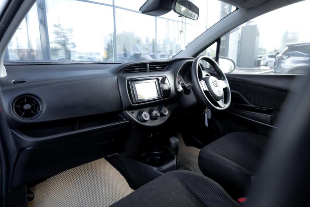 Toyota Vitz III (XP130) Рестайлинг 2 Тюмень  - изображение 17