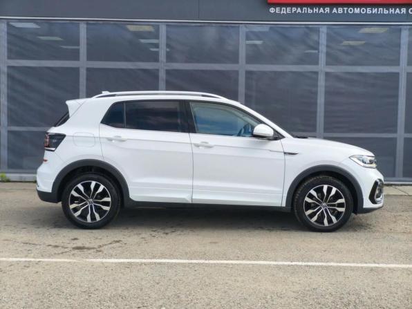 Volkswagen Tacqua с пробегом 2021 года, цена 2 150 000 рублей, 61490 км, внедорожник, Автокод Объявления