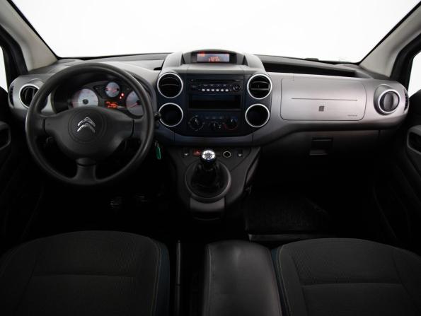 Citroen Berlingo II Рестайлинг 2 с пробегом 2017 года, цена 899 000 рублей, 247157 км, компактвэн, Автокод Объявления