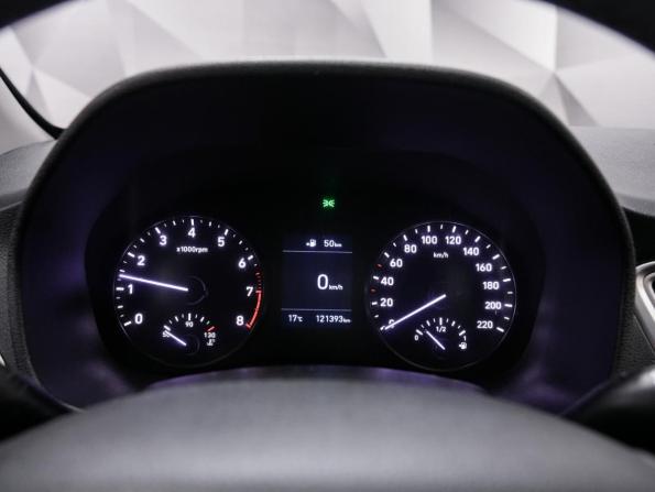 Hyundai Solaris II с пробегом 2019 года, цена 1 195 000 рублей, 121000 км, седан, Автокод Объявления