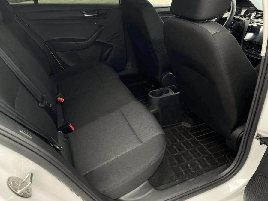 Skoda Rapid I Рестайлинг Тверь  - изображение 17