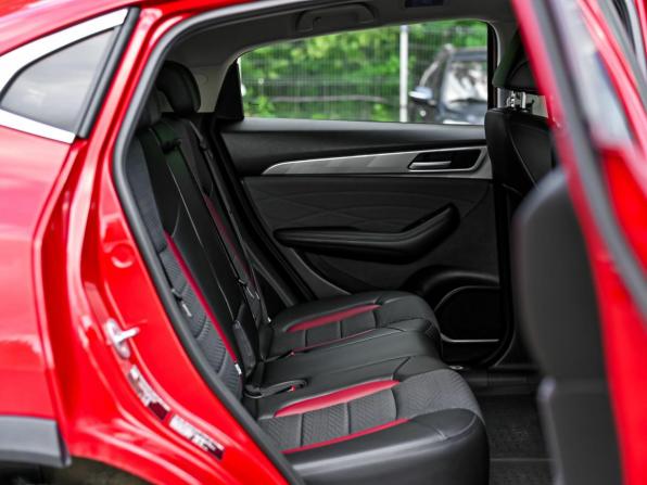 Haval F7x I Рестайлинг с пробегом 2022 года, цена 2 140 000 рублей, 36296 км, внедорожник, Автокод Объявления