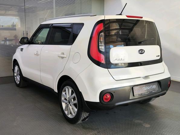 Kia Soul II Рестайлинг с пробегом 2018 года, цена 1 649 000 рублей, 88000 км, хэтчбек, Автокод Объявления