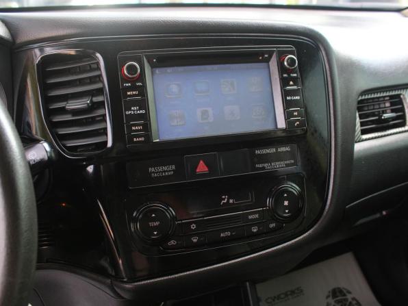 Mitsubishi Outlander III Рестайлинг 2 с пробегом 2016 года, цена 1 433 700 рублей, 136500 км, внедорожник, Автокод Объявления